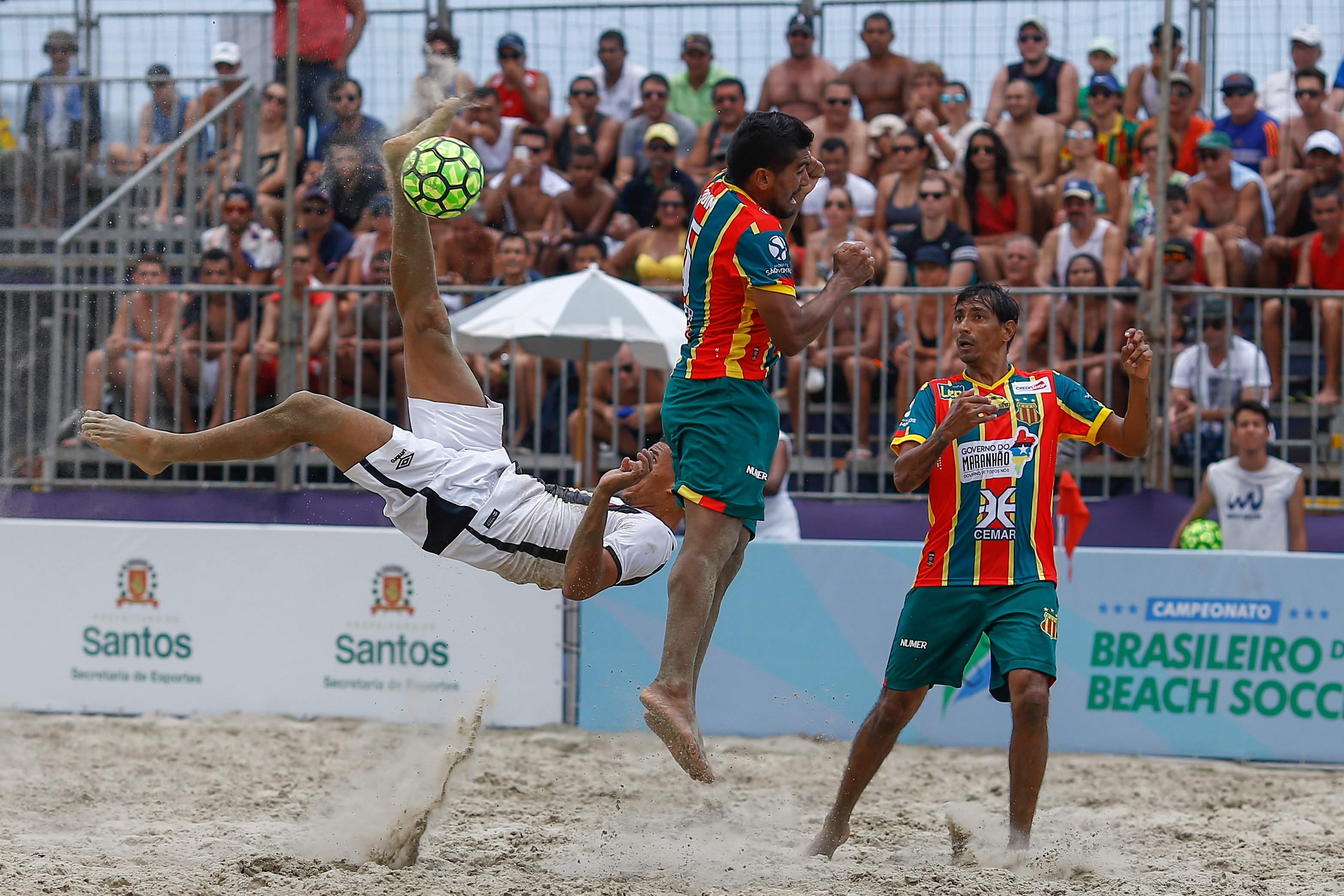 Campeonato Brasileiro de Clubes de Beach Soccer 2017 - Santos - Brasil -  07/01/2017 - 3º dia dos jogos, Sampaio Correa x Gremio - Foto: Marcello  Zambrana/AGIF (via AP Stock Photo - Alamy