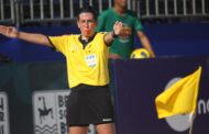 Paula Madeira se torna a 1ª árbitra das Américas a atuar em um torneio internacional de beach soccer