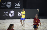 Seleção feminina vence Espanha com dois golaços