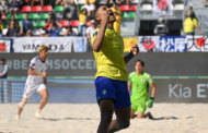 Brasil goleia Japão e avança à semi da Copa do Mundo de Beach Soccer