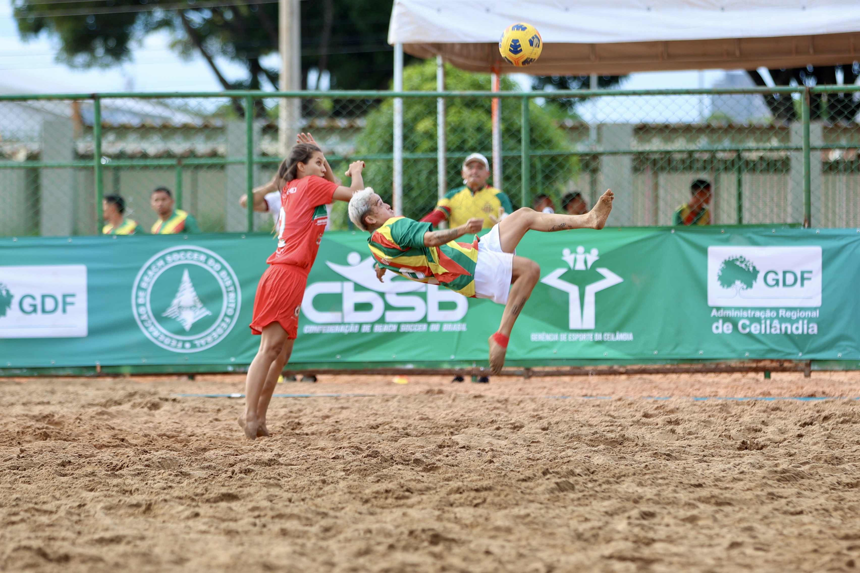 Ceilândia domina as semis e coloca dois times nas finais da Supercopa do Brasil de Beach Soccer 2025